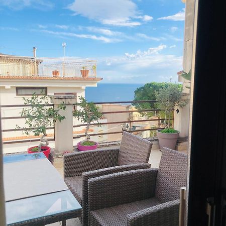 Casa-Lino Delizioso Appartamento Centro Таорміна Екстер'єр фото