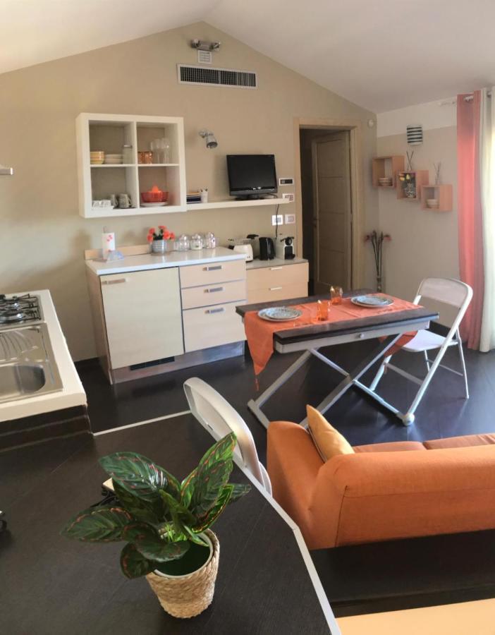 Casa-Lino Delizioso Appartamento Centro Таорміна Екстер'єр фото